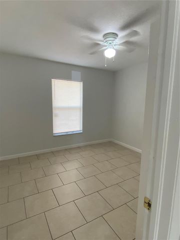 10020 N CONNECHUSETT ROAD, Tampa, FL 33617