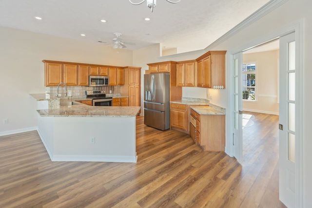 713 Woodcrest Way, Murrells Inlet, SC 29576