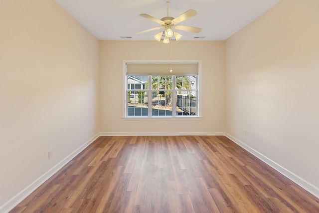 713 Woodcrest Way, Murrells Inlet, SC 29576