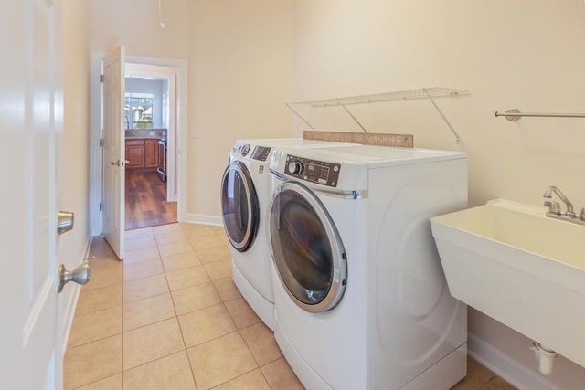 713 Woodcrest Way, Murrells Inlet, SC 29576