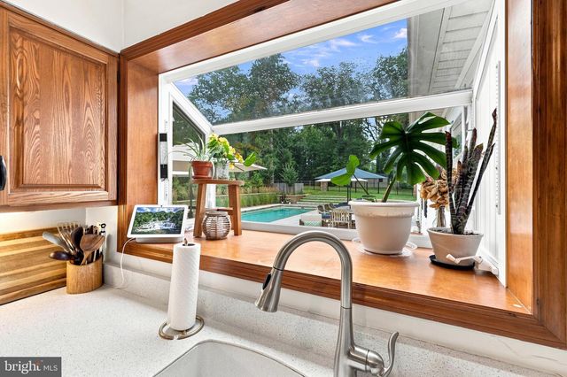 333 HUTCHINSON AVE, Haddonfield, NJ 08033