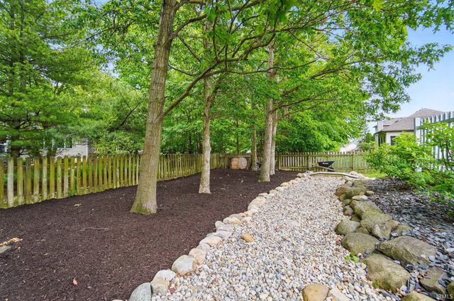 6326 Treasure Cove, Fort Wayne, IN 46835