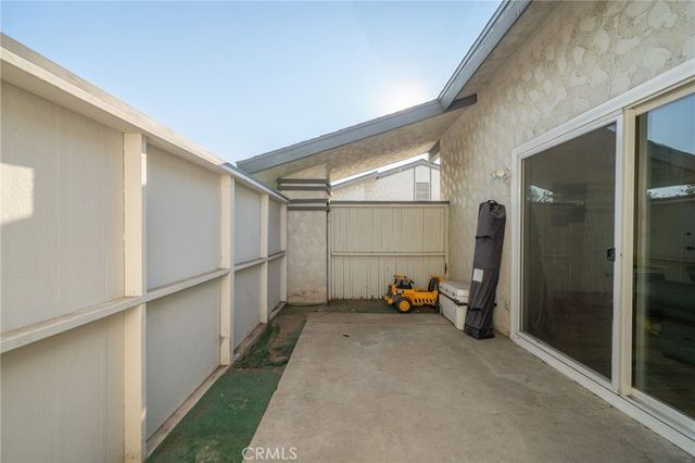 1342 W 8th Street, Upland, CA 91786
