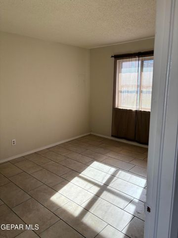 3704 McConnell Avenue A, El Paso, TX 79904