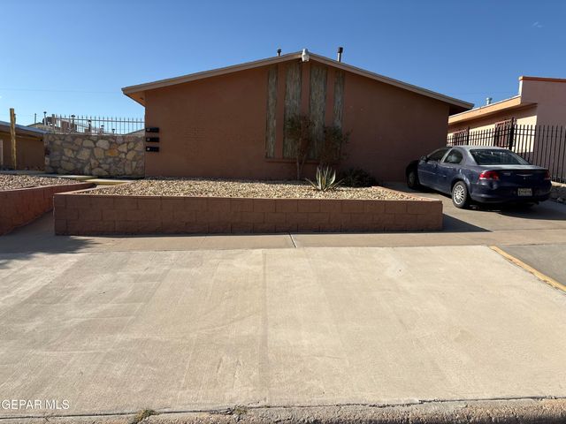3704 McConnell Avenue A, El Paso, TX 79904