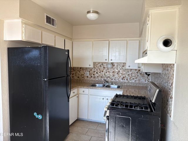 3704 McConnell Avenue A, El Paso, TX 79904