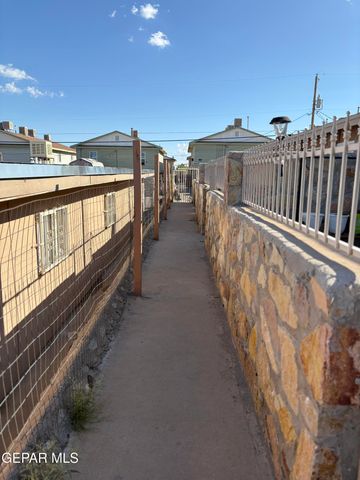 3704 McConnell Avenue A, El Paso, TX 79904