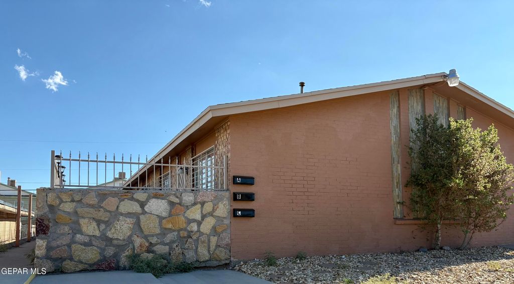 3704 McConnell Avenue A, El Paso, TX 79904