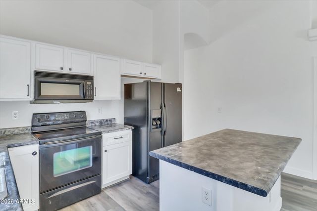 10617 W NEZ PERCE Street, Tolleson, AZ 85353