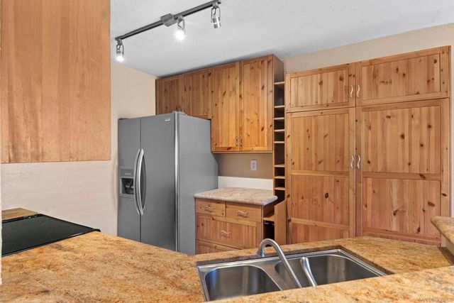 9785 Mesa Springs Way 74, San Diego, CA 92126