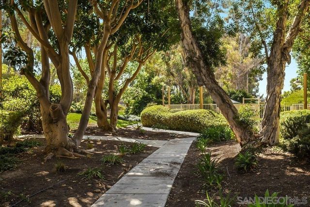 9785 Mesa Springs Way 74, San Diego, CA 92126