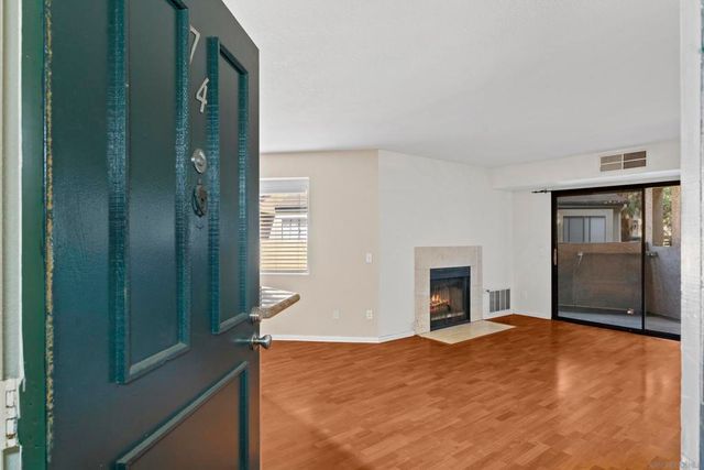 9785 Mesa Springs Way 74, San Diego, CA 92126