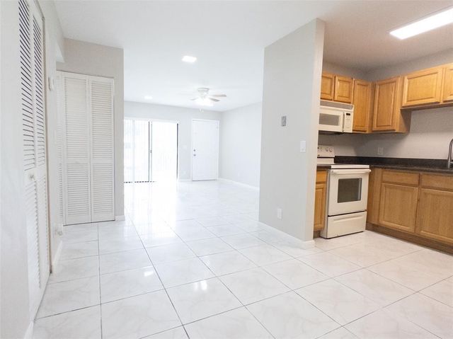 3256 NW 104th Avenue 115c, Coral Springs, FL 33065