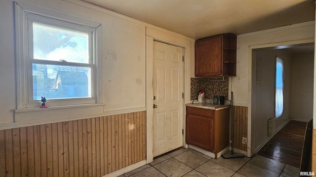 1013 S 13TH Street, Herrin, IL 62948