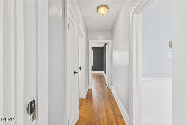 1068 Prospect Avenue, Bristol, VA 24201