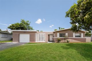 2220 NW 44th Ave, Lauderhill, FL 33313