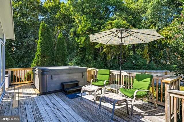 801 E CAMDEN AVE, Moorestown, NJ 08057