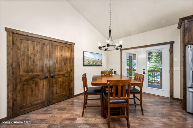 1997 E AVONDALE LN, Hayden, ID 83835