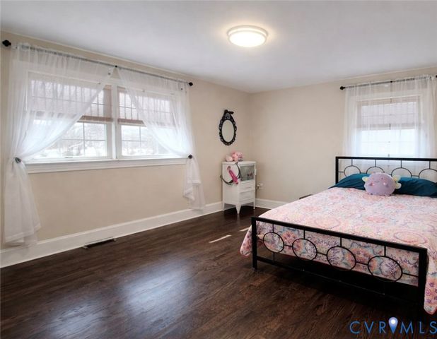 1304 Milnwood Rd, Farmville, VA 23901