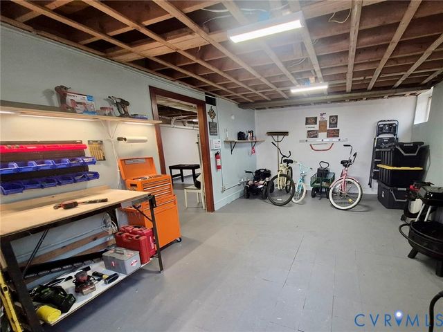 1304 Milnwood Rd, Farmville, VA 23901