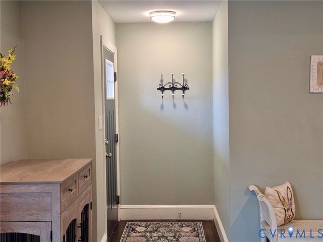 1304 Milnwood Rd, Farmville, VA 23901