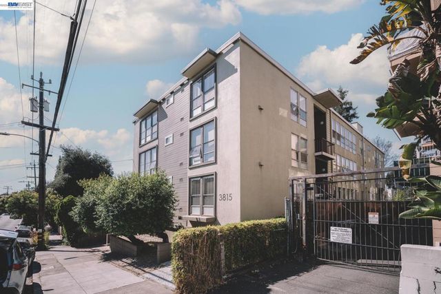 3815 Harrison St, Oakland, CA 94611