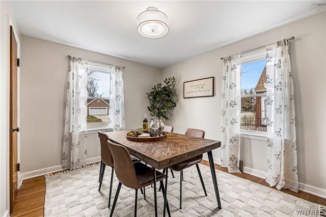 123 Columbia Parkway, West Seneca, NY 14224