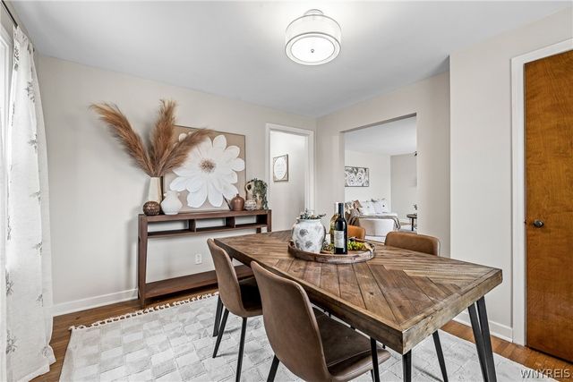 123 Columbia Parkway, West Seneca, NY 14224