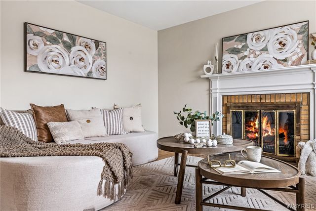 123 Columbia Parkway, West Seneca, NY 14224