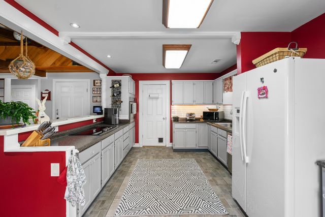 111 Canaberry Circle, Summerville, SC 29483