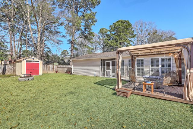 111 Canaberry Circle, Summerville, SC 29483