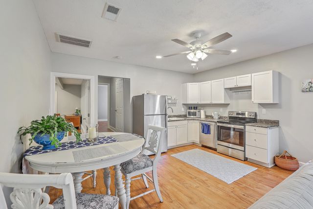 111 Canaberry Circle, Summerville, SC 29483