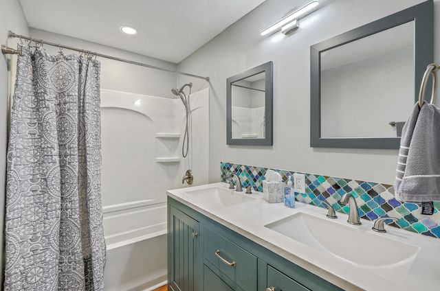 111 Canaberry Circle, Summerville, SC 29483