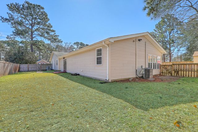 111 Canaberry Circle, Summerville, SC 29483