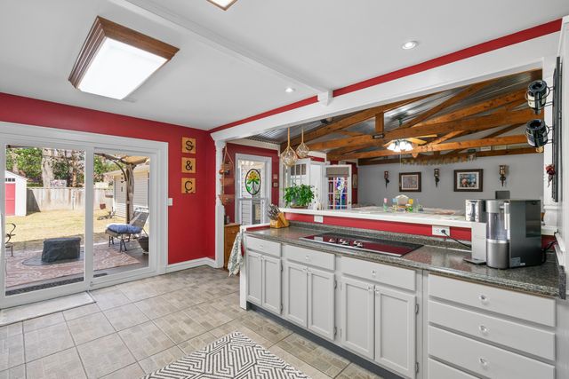 111 Canaberry Circle, Summerville, SC 29483