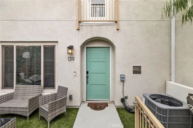 139 E Knox Dr, La Habra, CA 90631