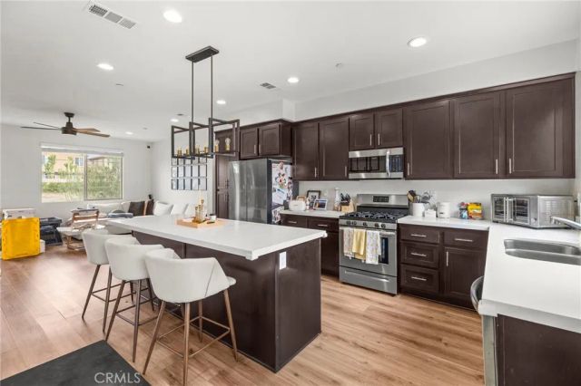 139 E Knox Dr, La Habra, CA 90631