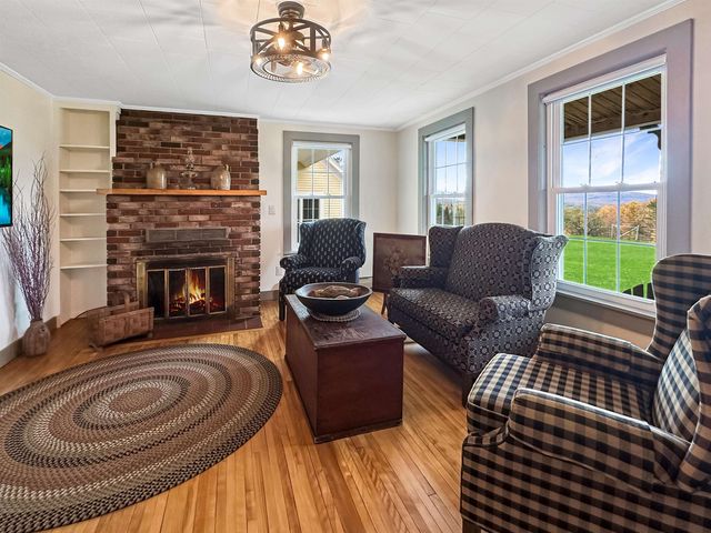 386 South Hill Road, Colebrook, NH 03576