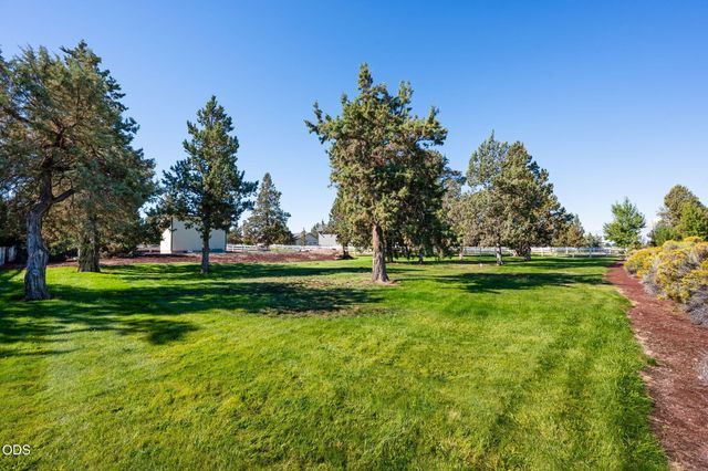 9516 13th Street, Terrebonne, OR 97760