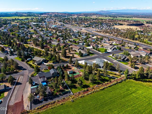 9516 13th Street, Terrebonne, OR 97760