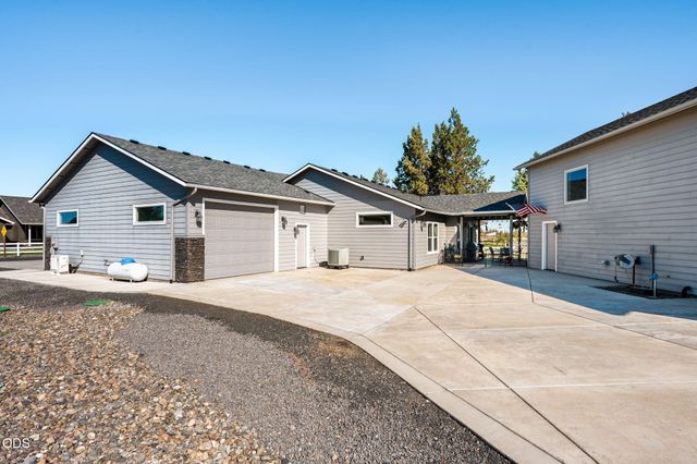 9516 13th Street, Terrebonne, OR 97760