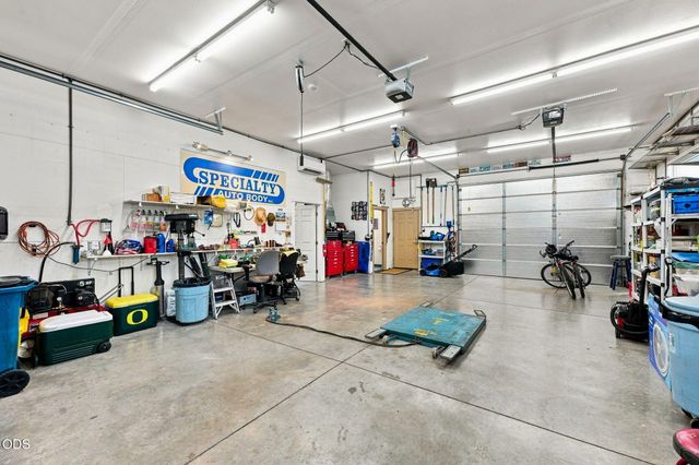 9516 13th Street, Terrebonne, OR 97760