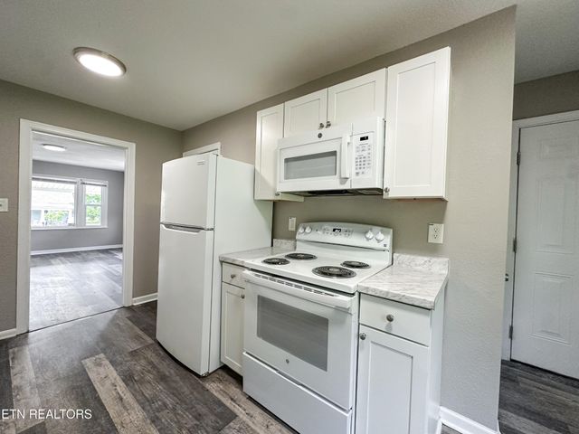 3228 Ashland Ave, Knoxville, TN 37914
