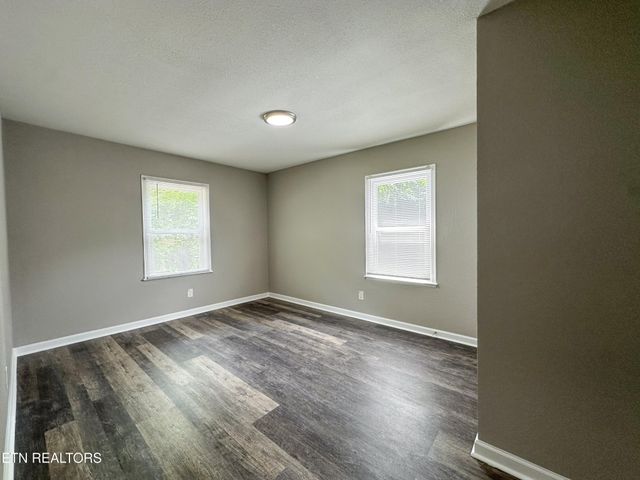3228 Ashland Ave, Knoxville, TN 37914