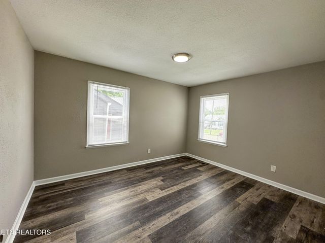 3228 Ashland Ave, Knoxville, TN 37914