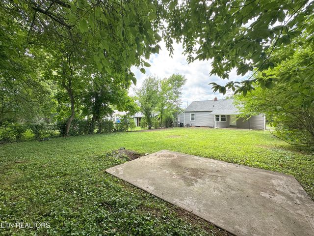 3228 Ashland Ave, Knoxville, TN 37914