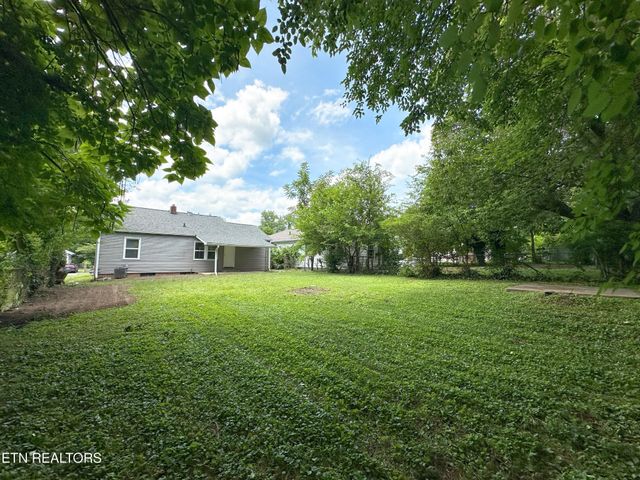 3228 Ashland Ave, Knoxville, TN 37914