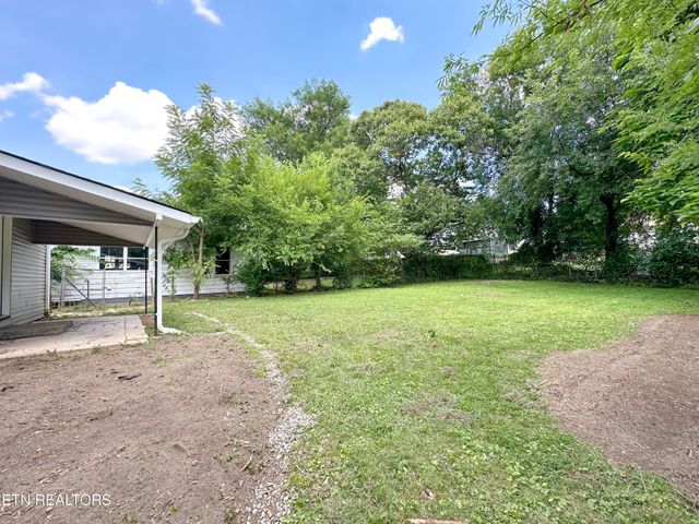 3228 Ashland Ave, Knoxville, TN 37914