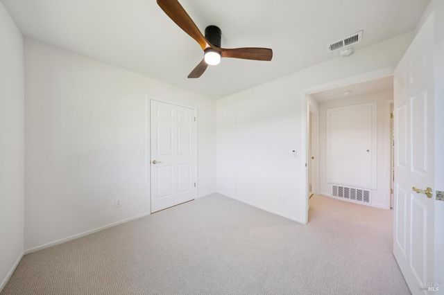 14 Angelica Ct, Novato, CA 94947