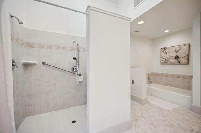 14 Angelica Ct, Novato, CA 94947